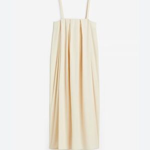 H&M Pleated Cream Jersey Dress